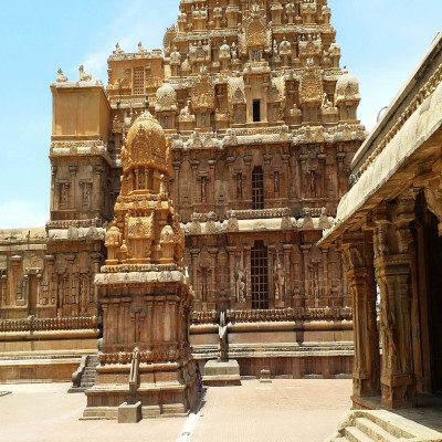 Brihadeeswarar Temple Sightseeing